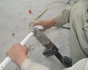 莫力达漏水维修电话